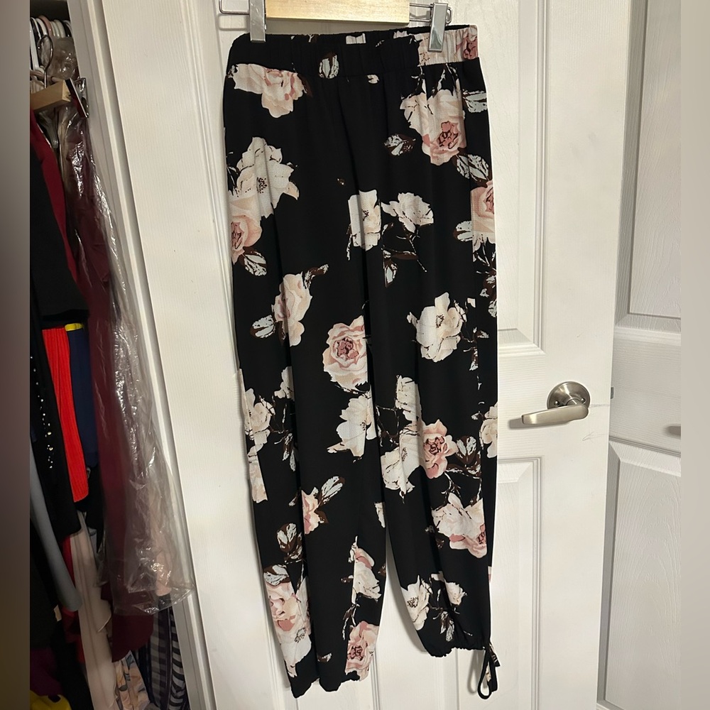 SHEIN 0XL floral pants